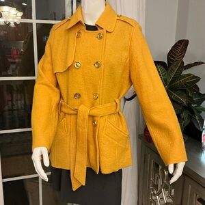 Sandro 100% Wool Egg Yolk Yellow Short Trench Coat Womans Size Large Tie Belt